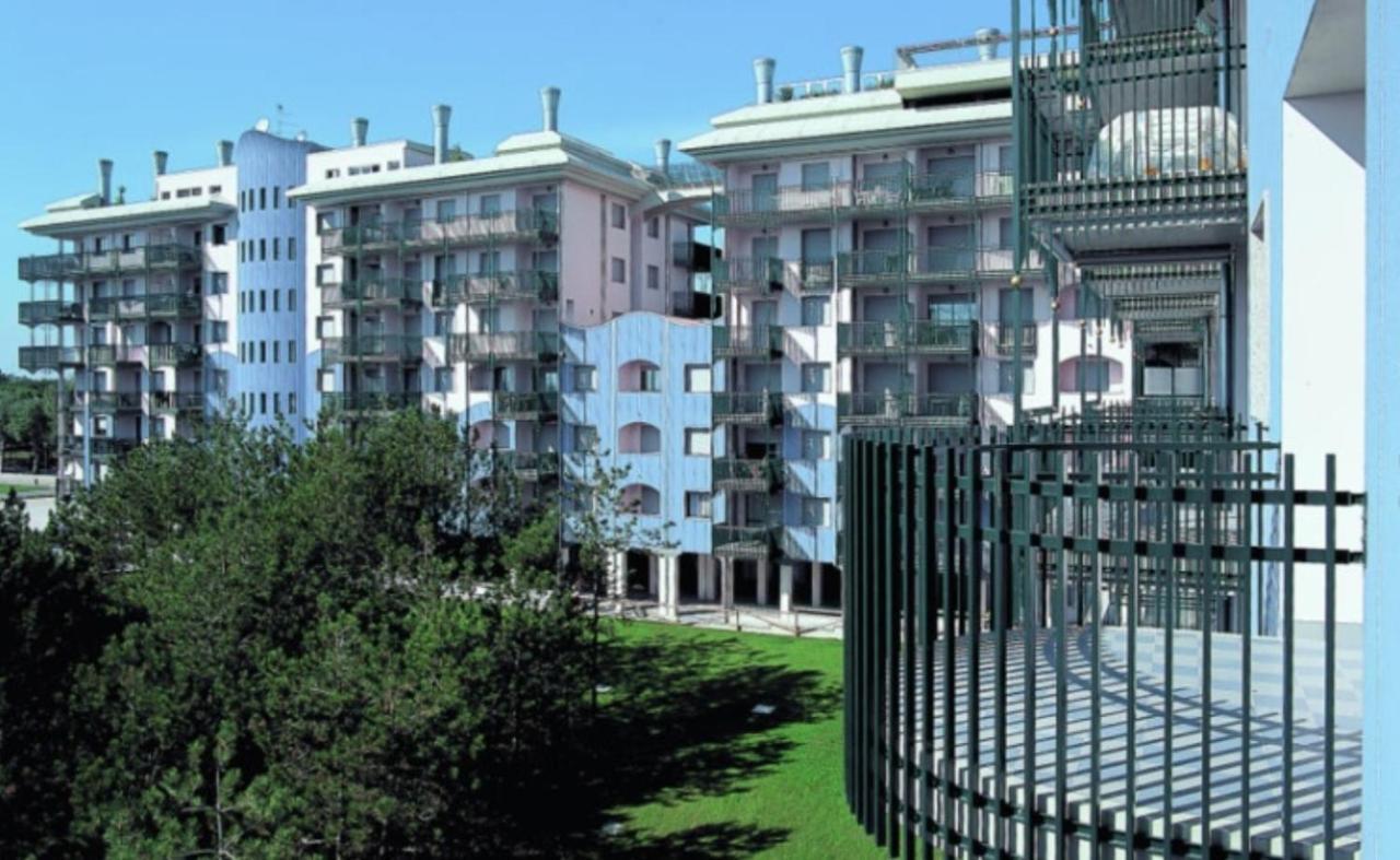 Residence Delle Terme Bibione Bagian luar foto