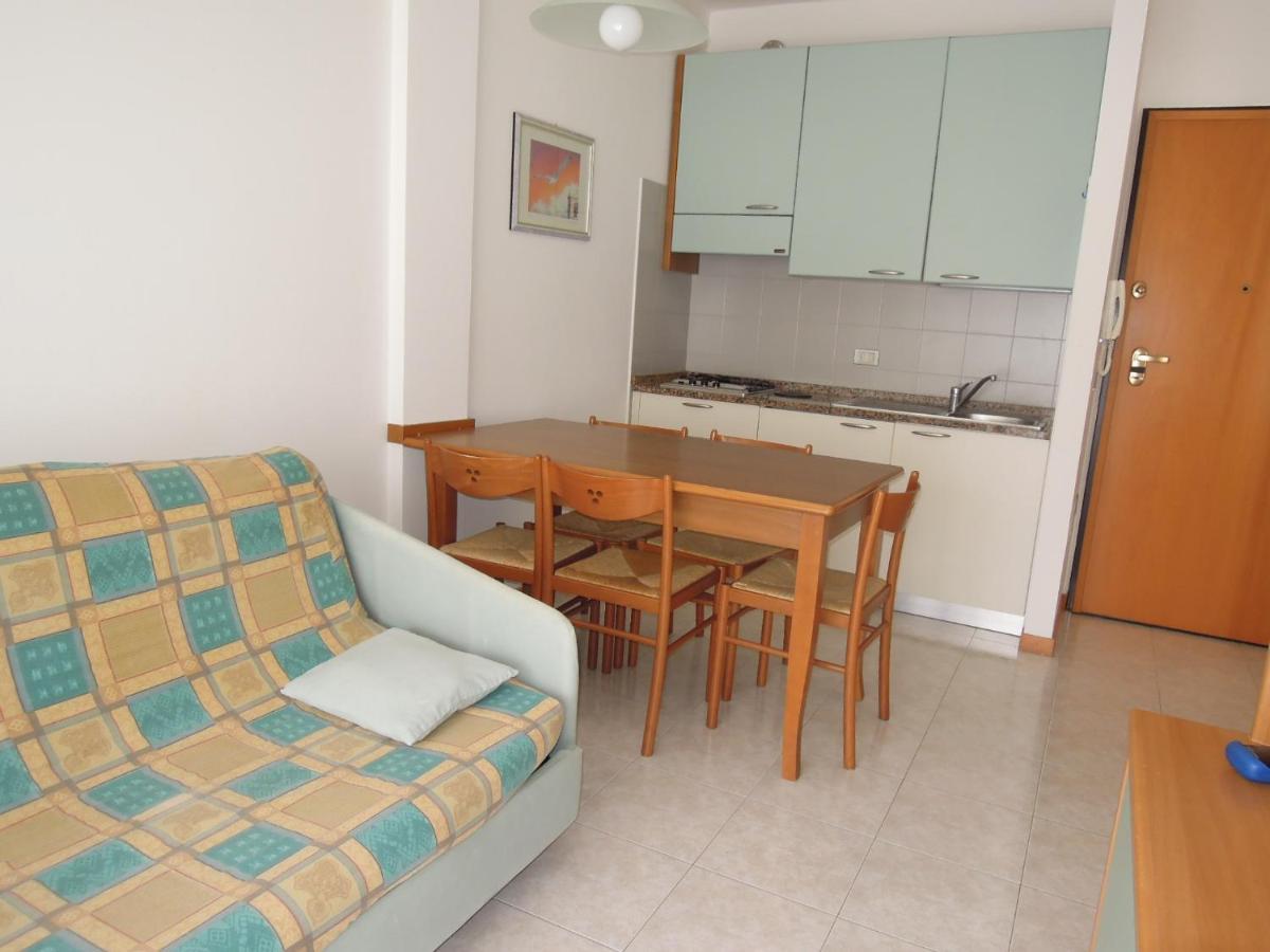 Residence Delle Terme Bibione Bagian luar foto